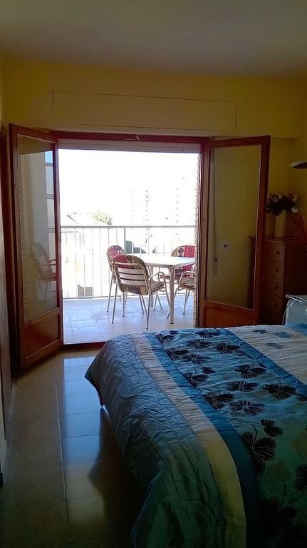 Appartement Apartamento Espert à El Perelló Extérieur photo