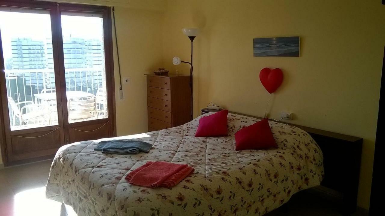 Appartement Apartamento Espert à El Perelló Extérieur photo
